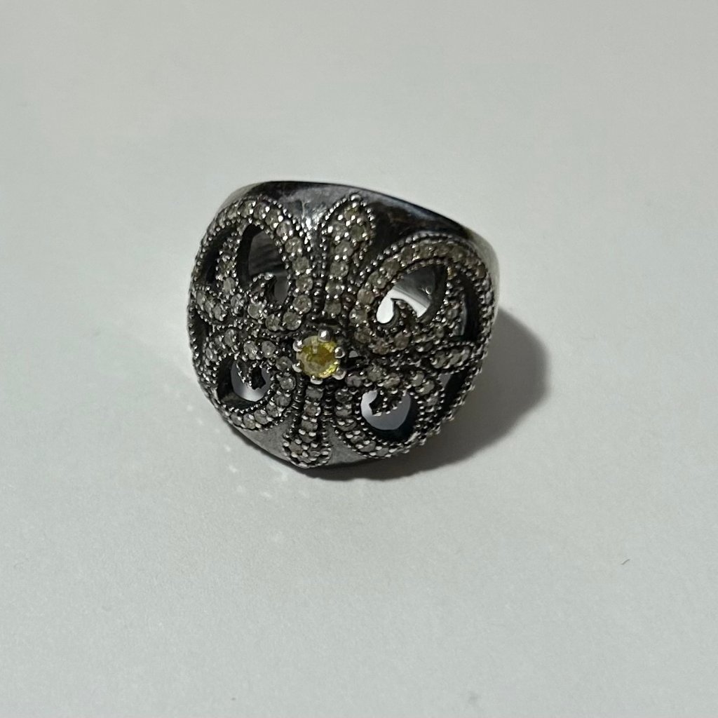 Womens Bloomingdales Black Diamond Chip Filigree Design Ring Sz 8 29$